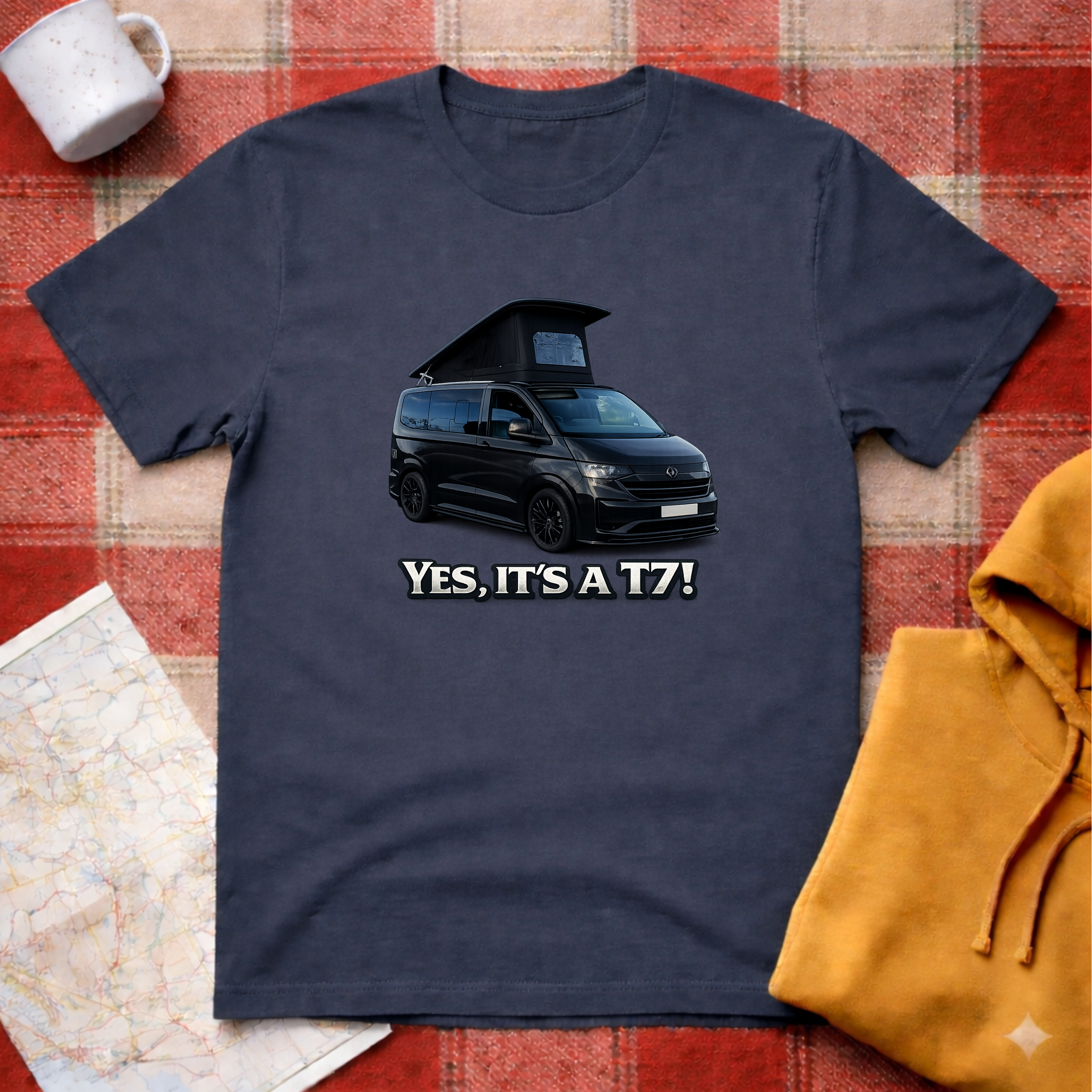 YES, IT'S A T7 - T-shirt