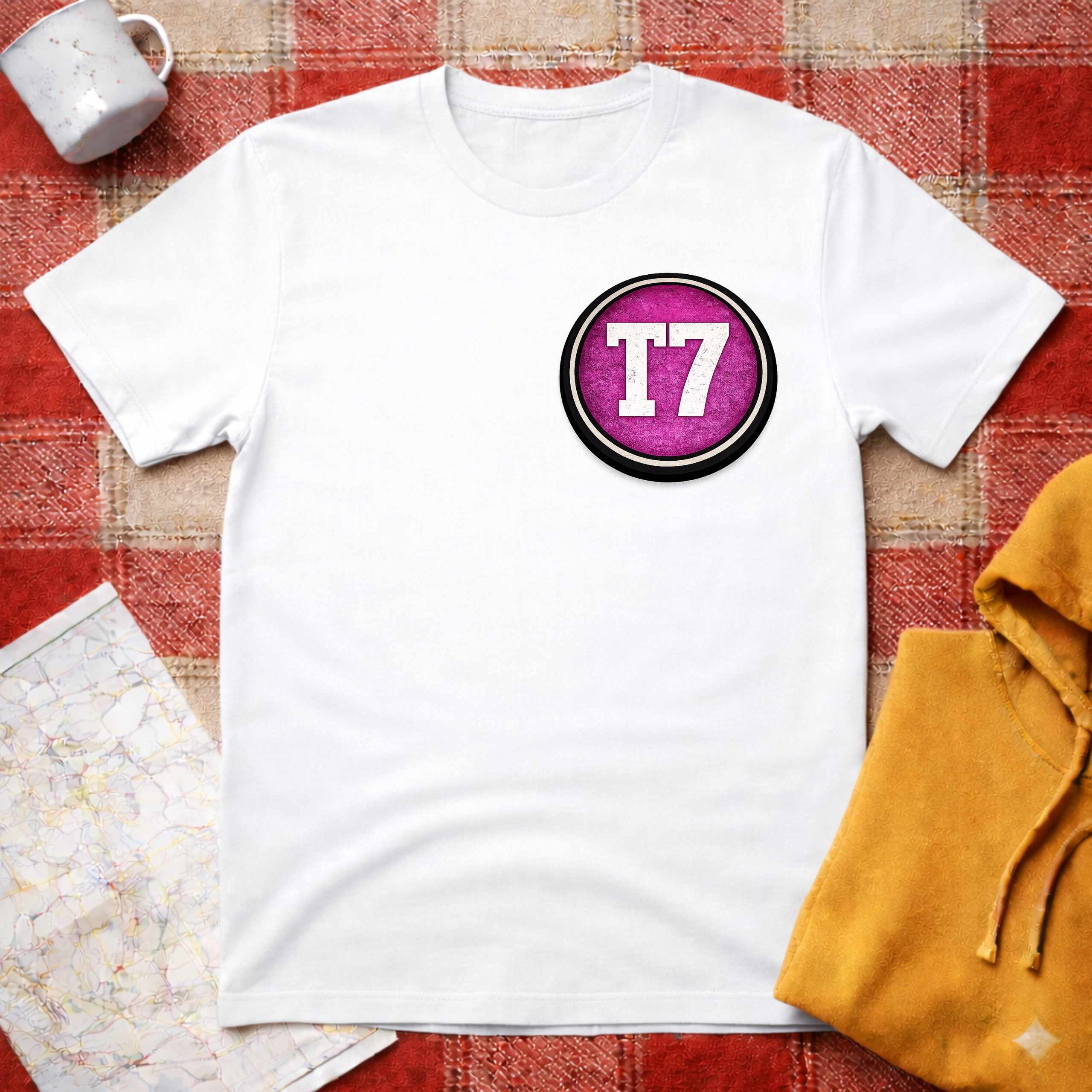 VW T7- Pink Logo- T-shirt